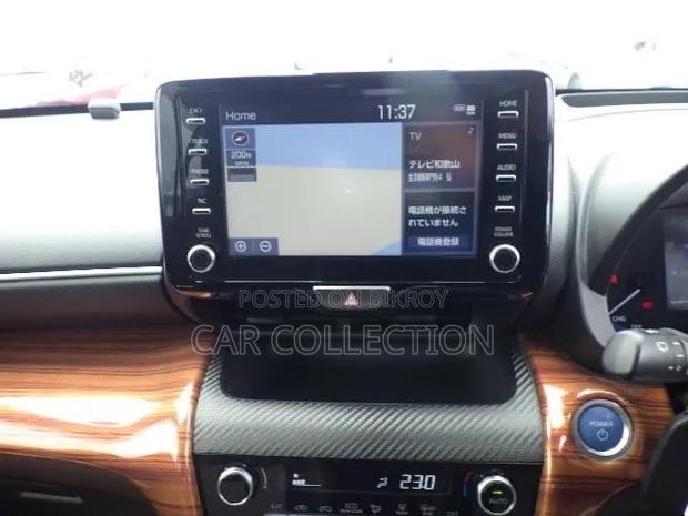 Toyota Yaris Cross 2021 Pearl