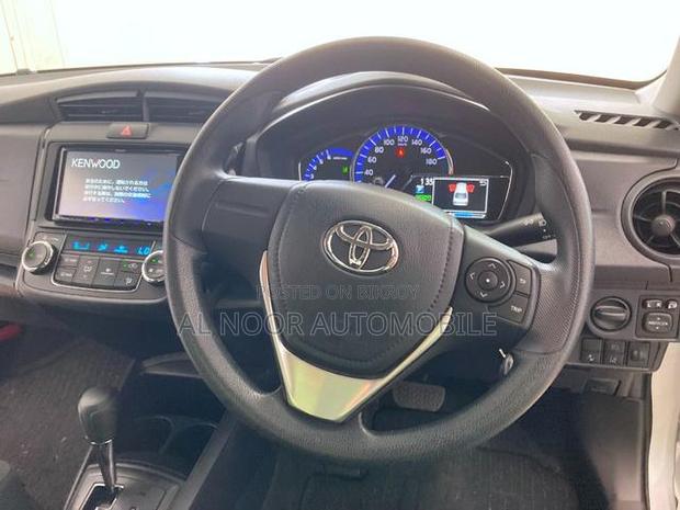Toyota Axio 2021 Silver