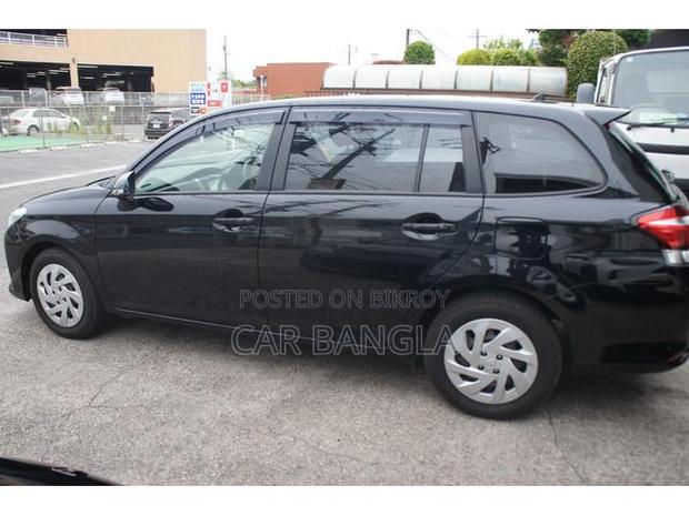 Toyota Corolla Fielder 2021 Black