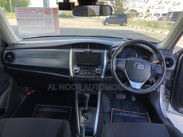 Toyota Corolla Fielder 2021 Silver