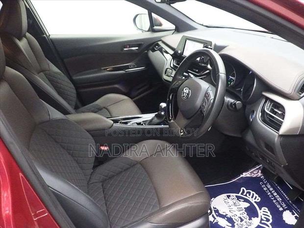 Toyota C-Hr XLE FWD Sport Utility (2.0L 4cyl 2AM) 2018 Red