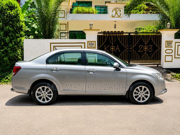 Toyota Axio 1.5 G 2WD 2015 Gold