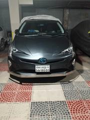 Toyota Prius 2018 Gray for sale