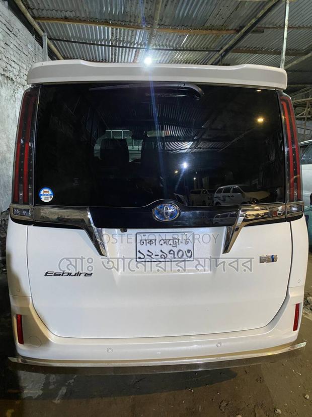 Toyota Noah 1.8 FWD Hybrid (7 seater) 2021 White