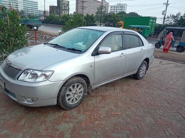 Toyota Corolla Sedan Automatic 2005 Silver