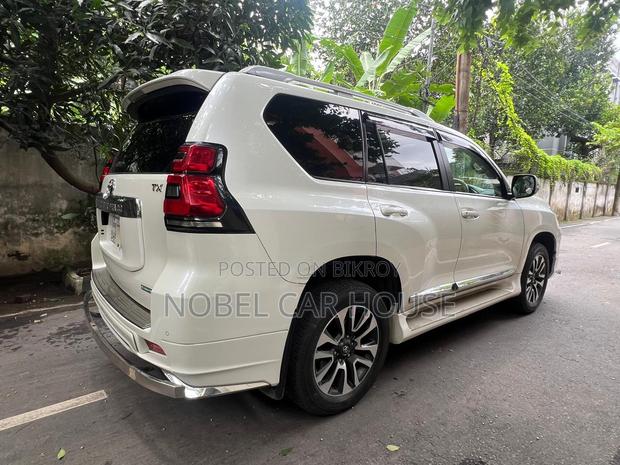 Toyota Land Cruiser Prado 2018 Pearl