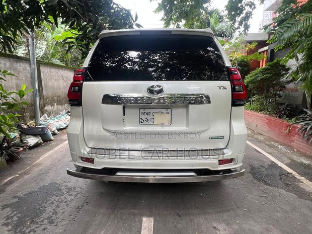 Toyota Land Cruiser Prado 2018 Pearl