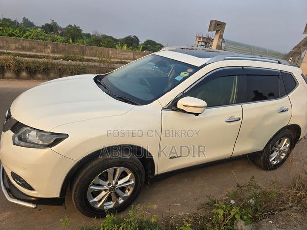 Nissan X-Trail 2.0 Hybrid FWD 2015 Pearl