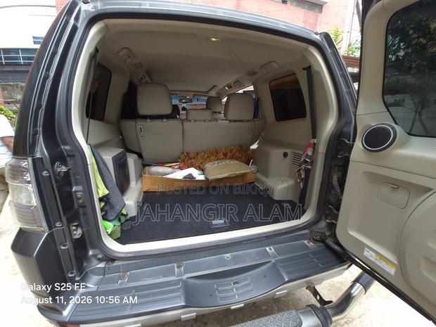 Mitsubishi Pajero 2018 Gray