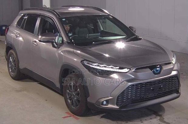 Toyota Corolla Cross 2022 Brown
