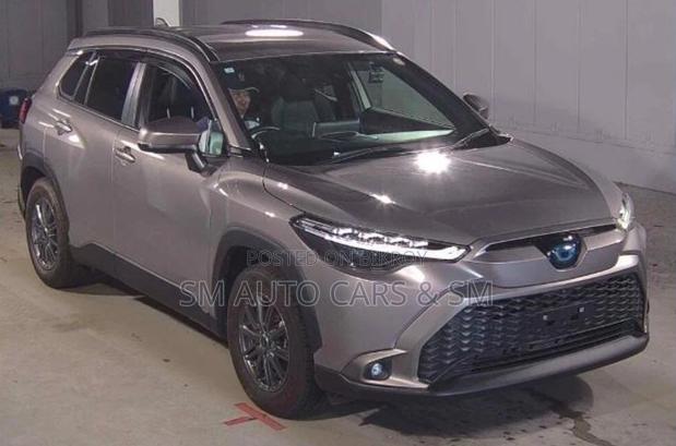 Toyota Corolla Cross 2022 Brown