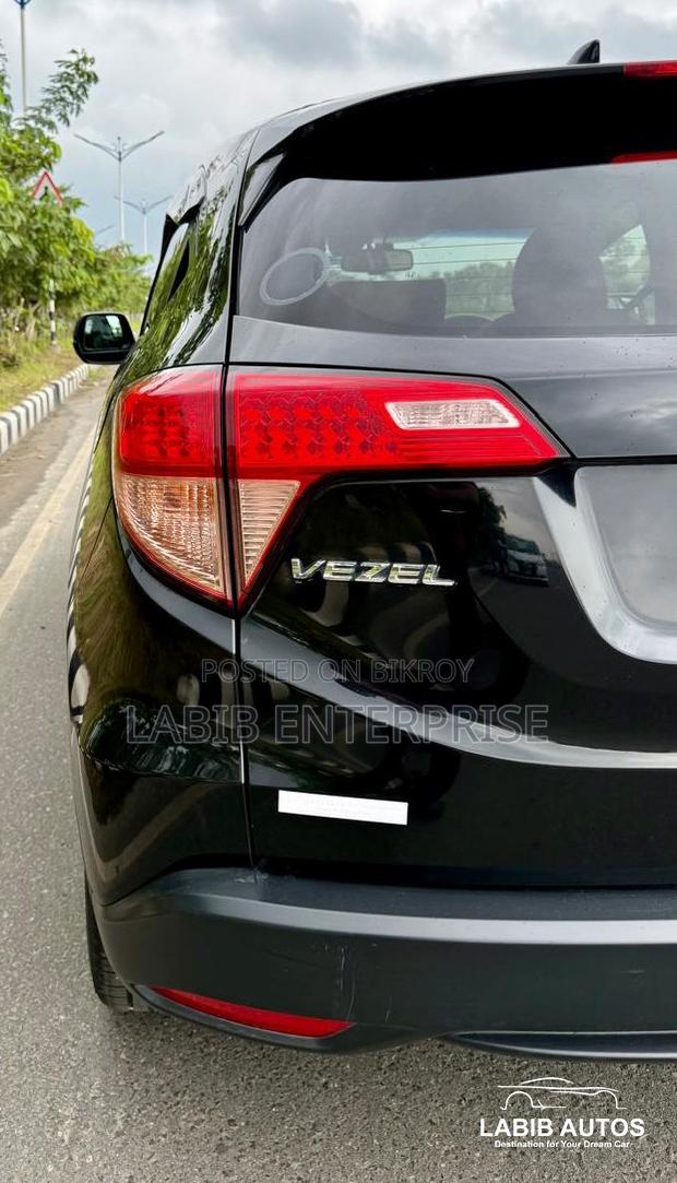 Honda Vezel 2017 Black