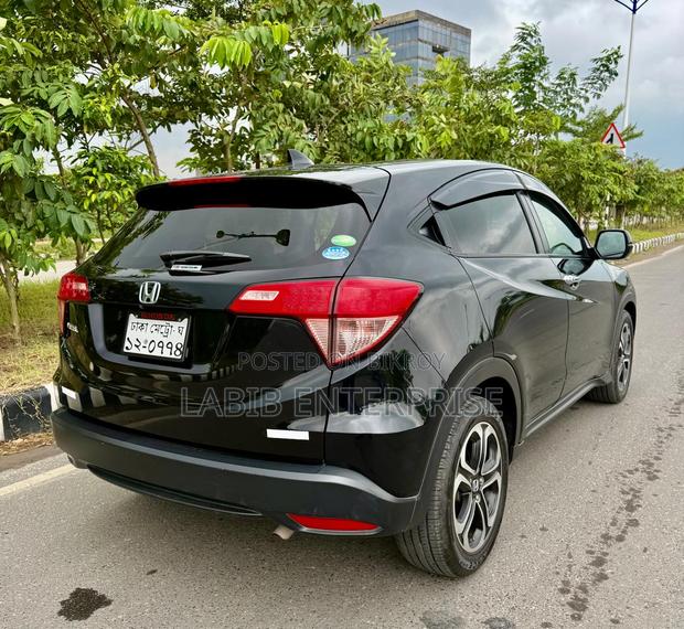 Honda Vezel 2017 Black
