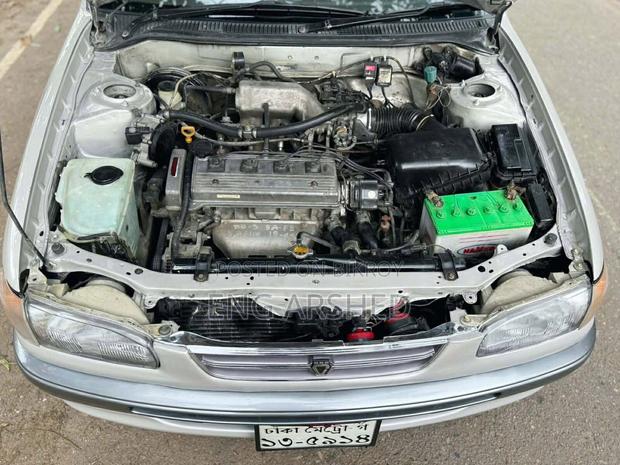 Toyota Corolla Sedan 1995 Silver