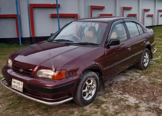 Toyota Corsa 1995 Red