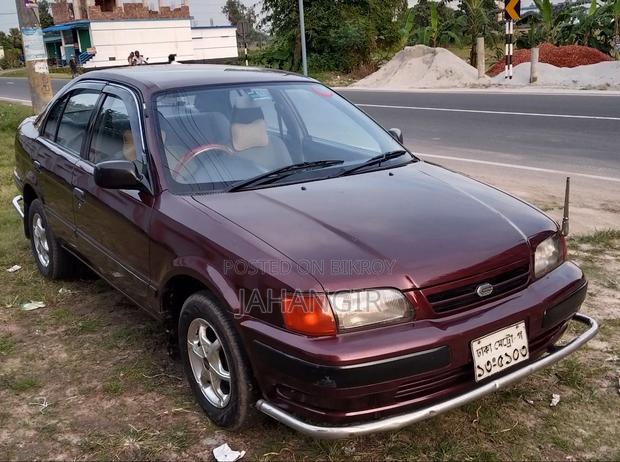 Toyota Corsa 1995 Red