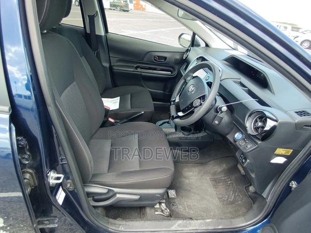 Toyota Aqua 2021 Blue