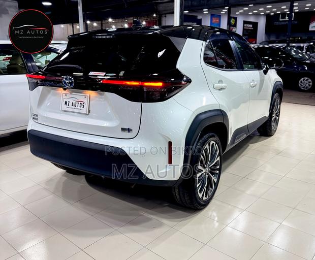 Toyota Yaris Cross 1.5 Hybrid FWD 2021 Pearl