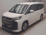 Toyota Noah 2022 Pearl for sale