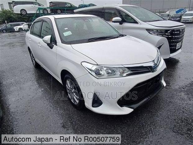 Toyota Axio 2021 White