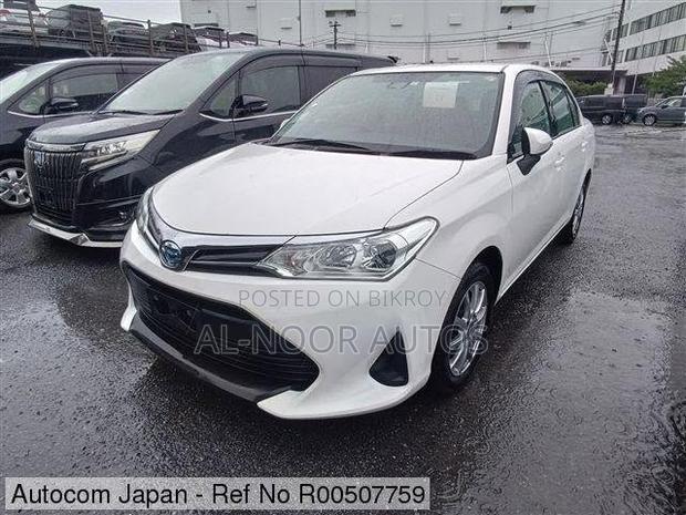 Toyota Axio 2021 White