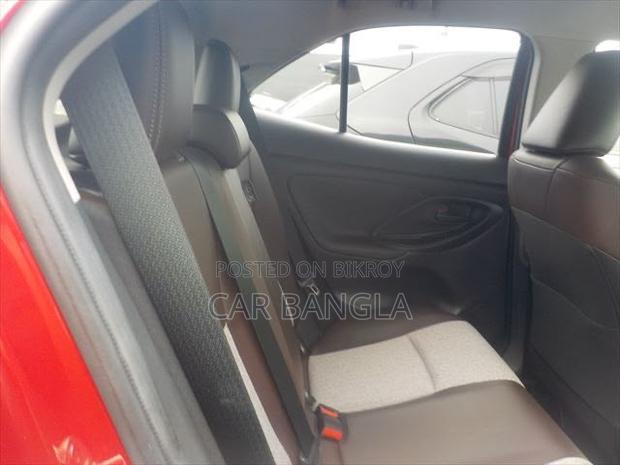 Toyota Yaris Cross 2021 Red