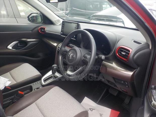 Toyota Yaris Cross 2021 Red
