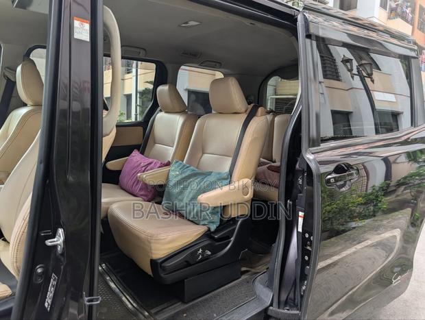 Toyota Noah 2014 Maroon