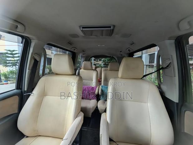 Toyota Noah 2014 Maroon