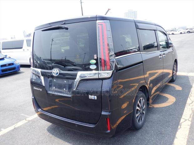 Toyota Esquire 2021 Black