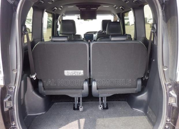 Toyota Esquire 2021 Black