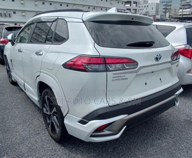 Toyota Corolla Cross 2022 Pearl