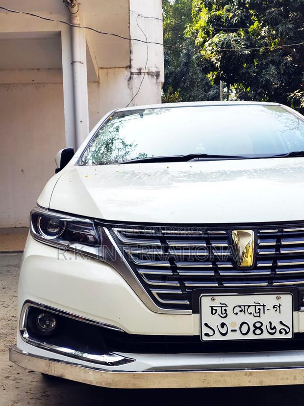Toyota Premio 1.5 FWD 2012 Pearl