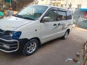 Toyota Noah 2004 White for sale