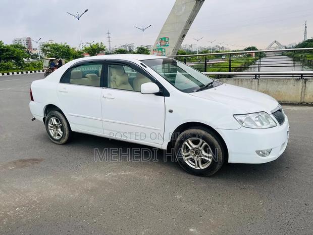 Toyota Corolla 2006 White