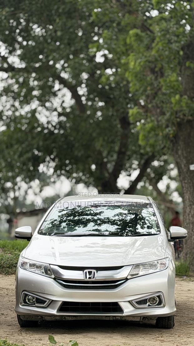 Honda Grace 2015 Silver