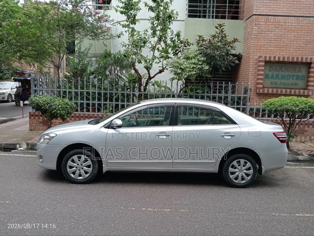 Toyota Premio 1.5 FWD 2014 Silver