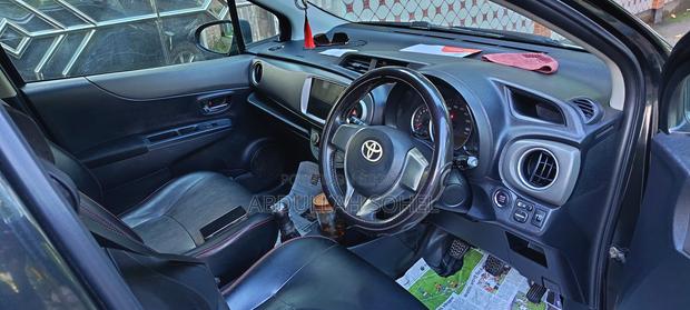 Toyota Vitz 2012 Black