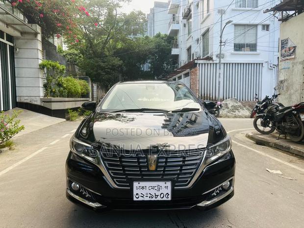 Toyota Premio 2016 Black