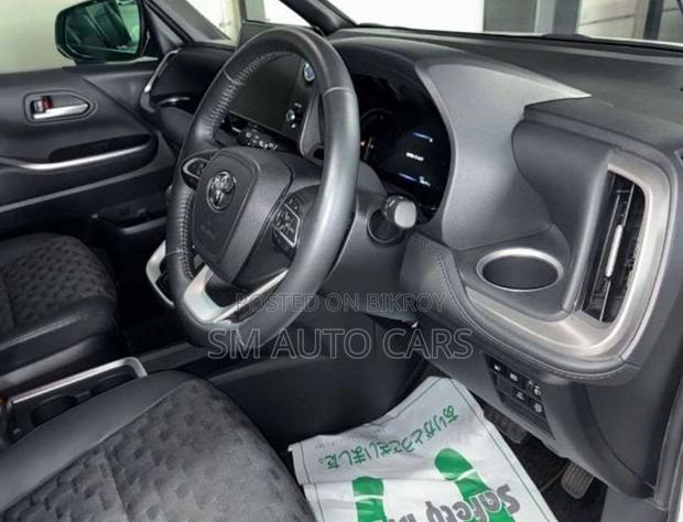 Toyota Voxy Hybrid S-Z 2WD 7-Seater 2023 Pearl