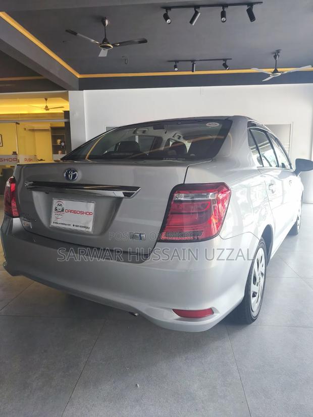 Toyota Axio 2021 Silver