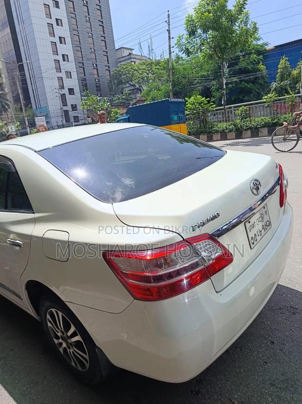 Toyota Premio 2012 Pearl