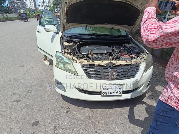Toyota Premio 2012 Pearl