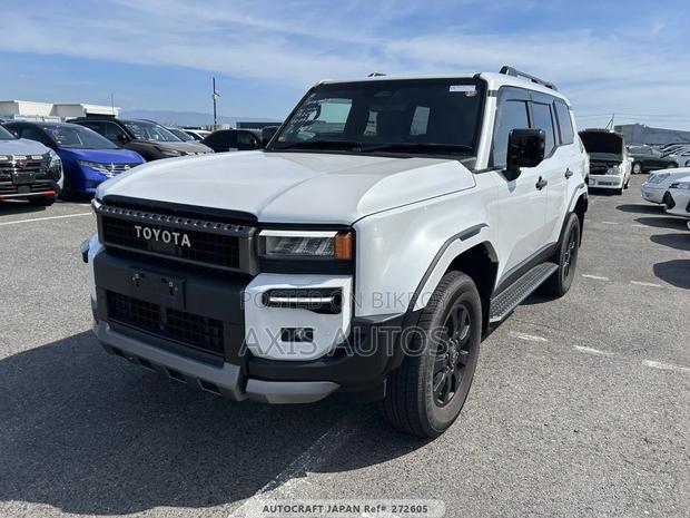 Toyota Land Cruiser Prado 2024 Pearl
