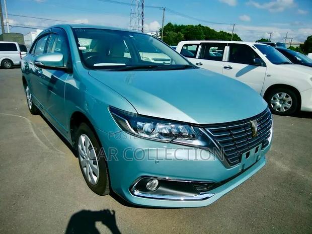 Toyota Premio 2021 Green