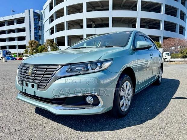 Toyota Premio 2021 Green