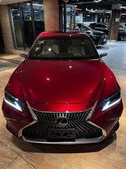 Lexus ES 2020 Red for sale