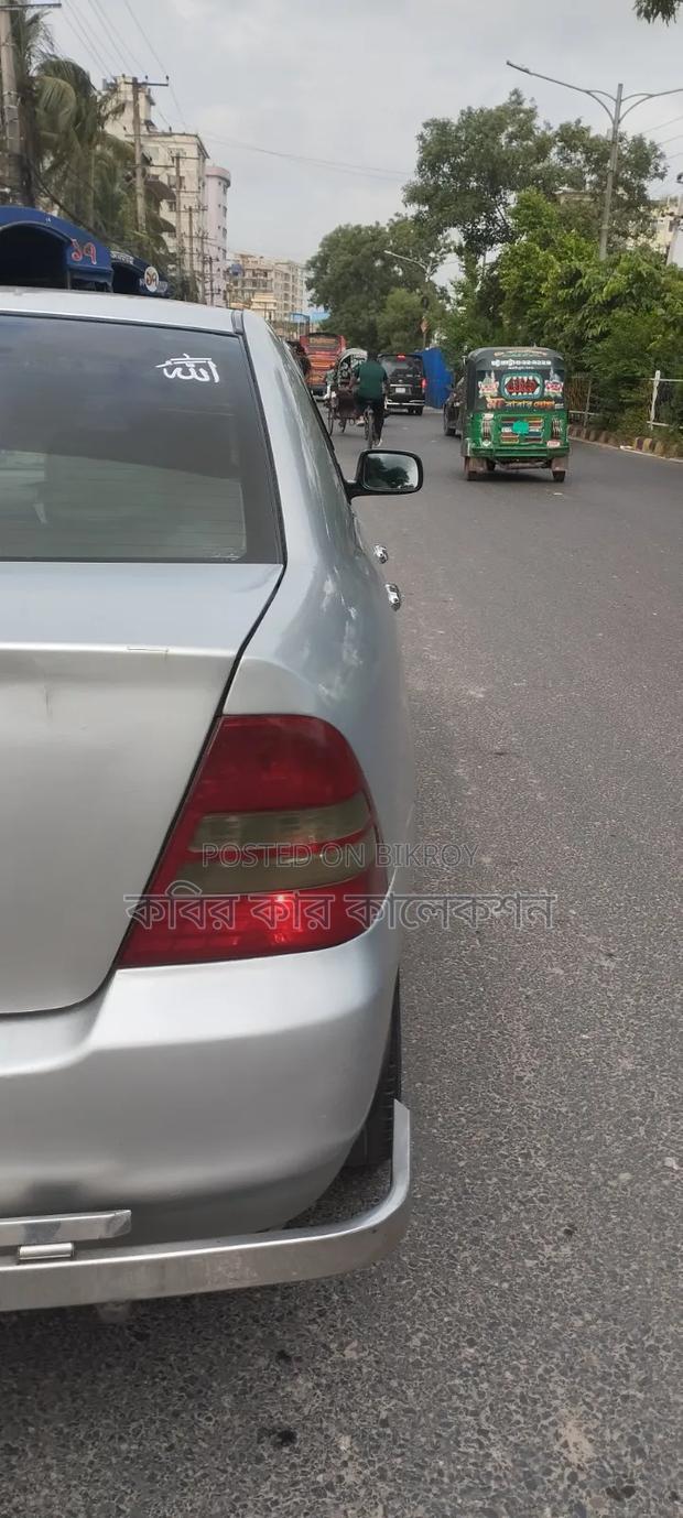 Toyota Corolla 2004 Silver