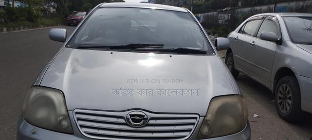 Toyota Corolla 2004 Silver