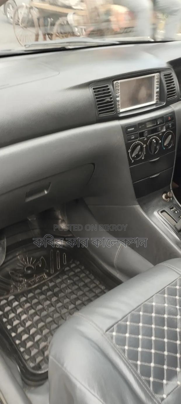 Toyota Corolla 2004 Silver